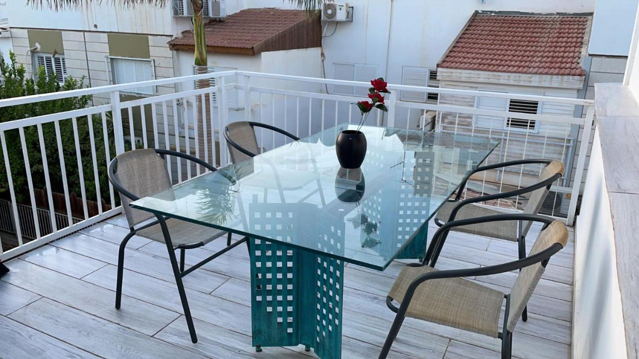2לופית Appartement Eilat Buitenkant foto
