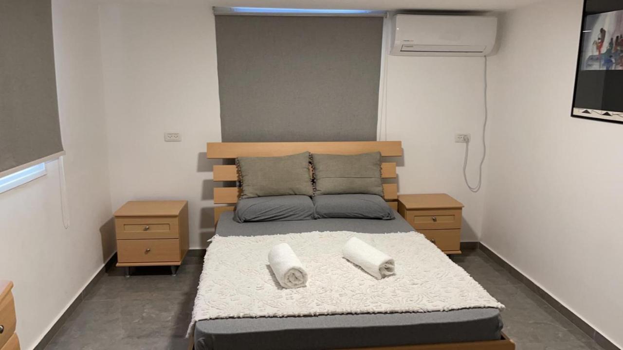 2לופית Appartement Eilat Buitenkant foto